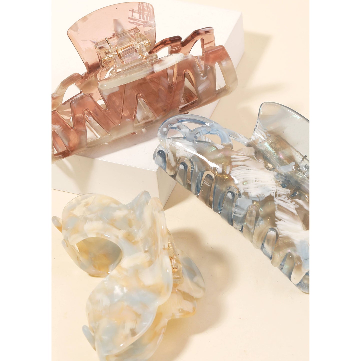 Miranda-Marbled hair claw clip