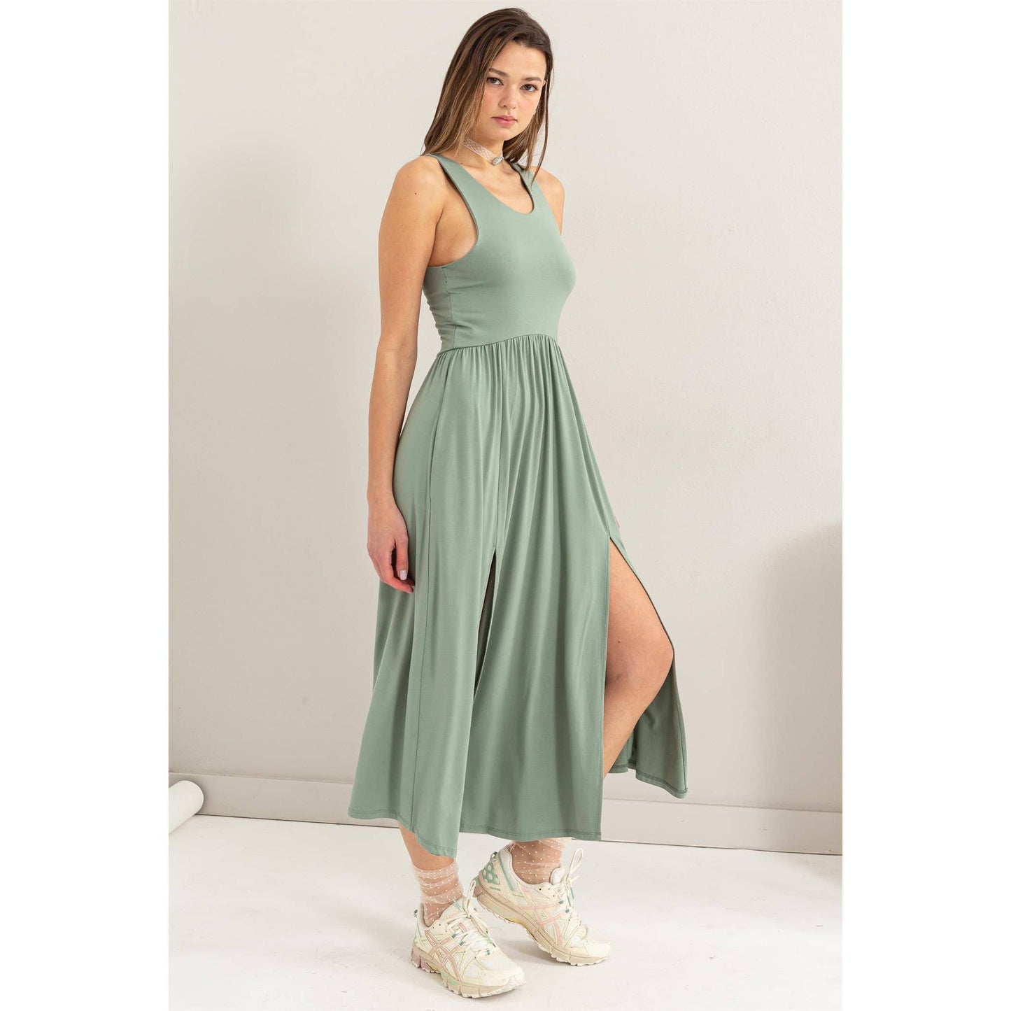 Tabatha-Sleeveless Midi Dress