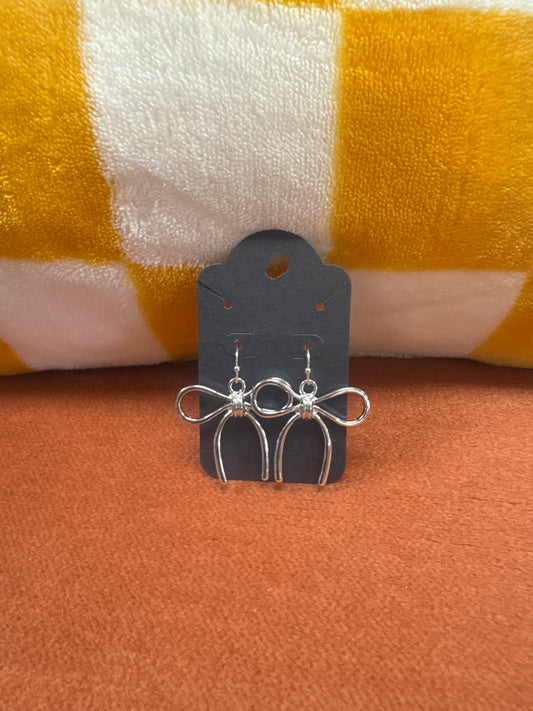 Lu Anne-Silver Dangle Earrings