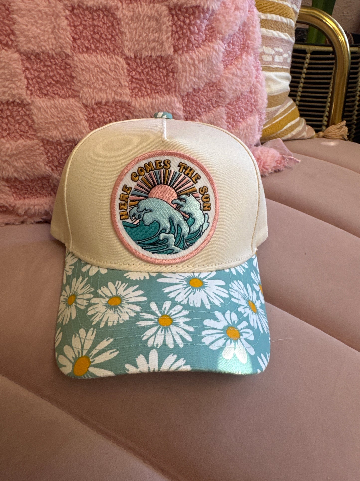 Here Comes The Sun Daisy Hat