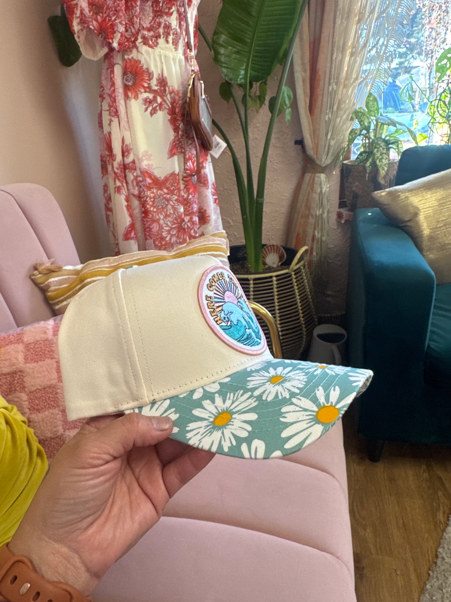 Here Comes The Sun Daisy Hat